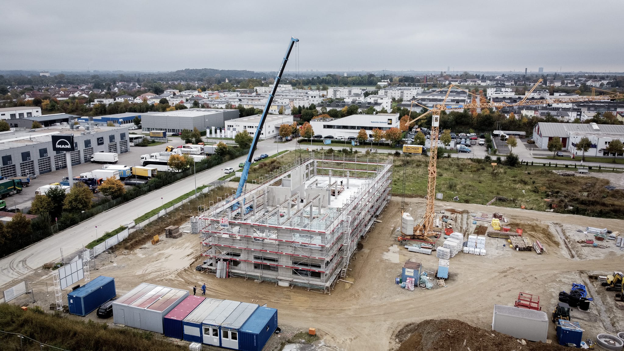 Luftbild Bürogebäude Gersthofen im Rohbau